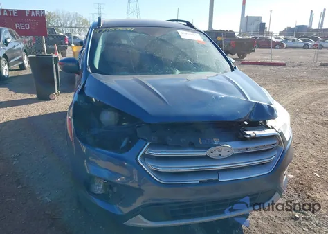 2018 Ford Escape Se z USA, uszkodzony, nr VIN 1FMCU0GD8JUA80339